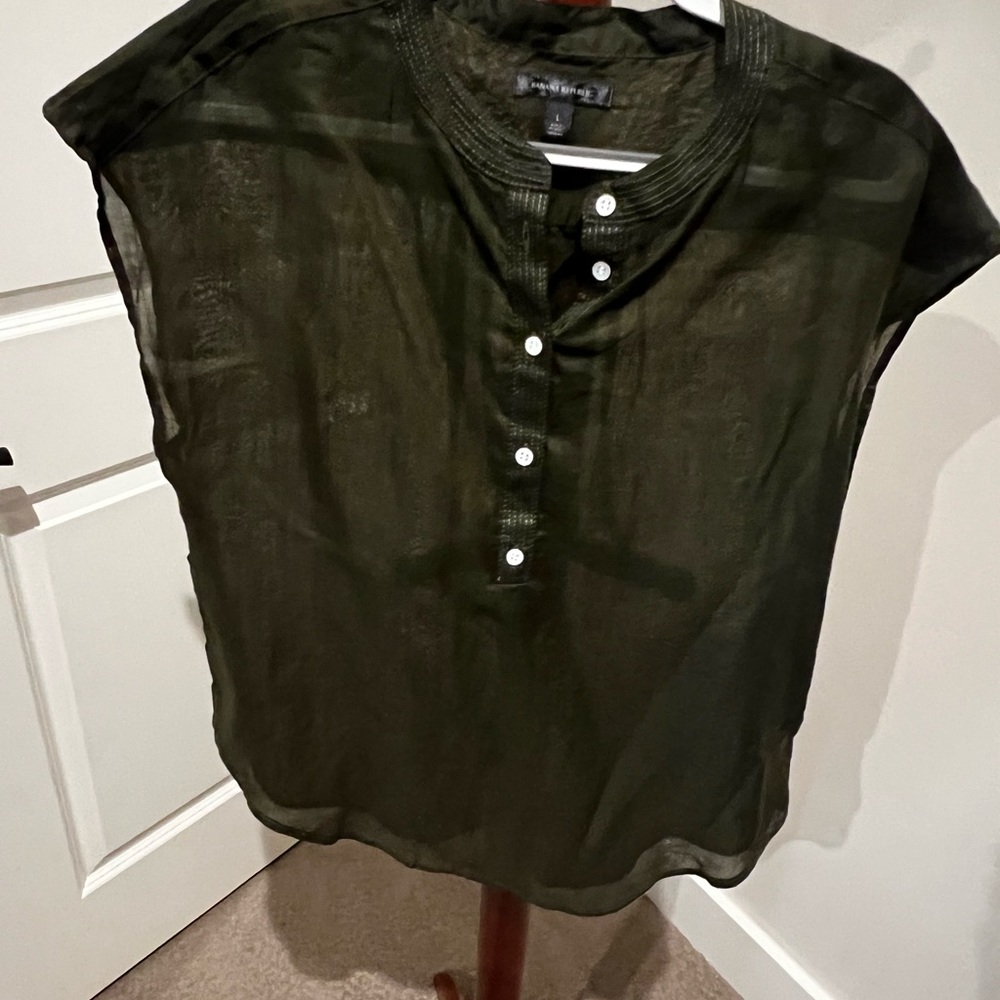 Banana Republic Green Short Sleeve Blouse